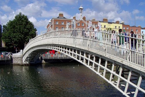 visiter Dublin en une journée Ha'Penny Bridge